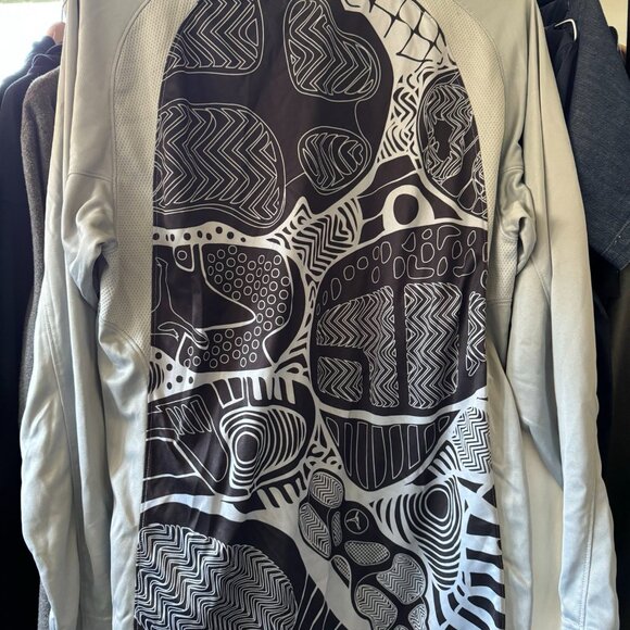 Jordan Training Abstract Outsole Graphic Long Sleeve Shirt Gray XL - Picture 3 of 3
